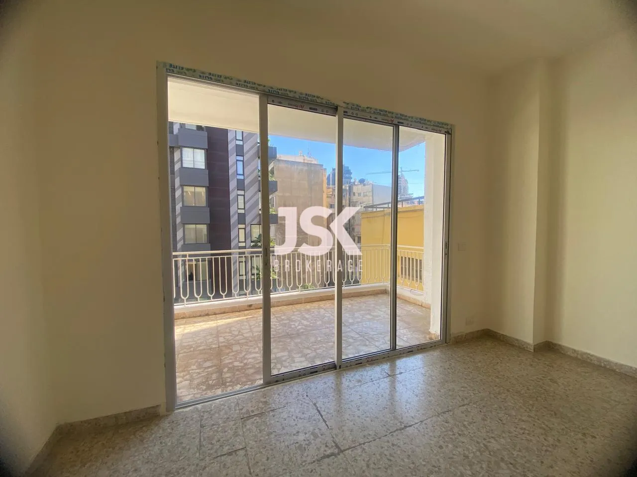 Apartment for Rent in Ras