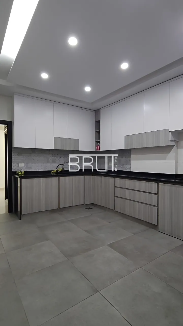 Apartment for Sale in Zouk Mosbeh