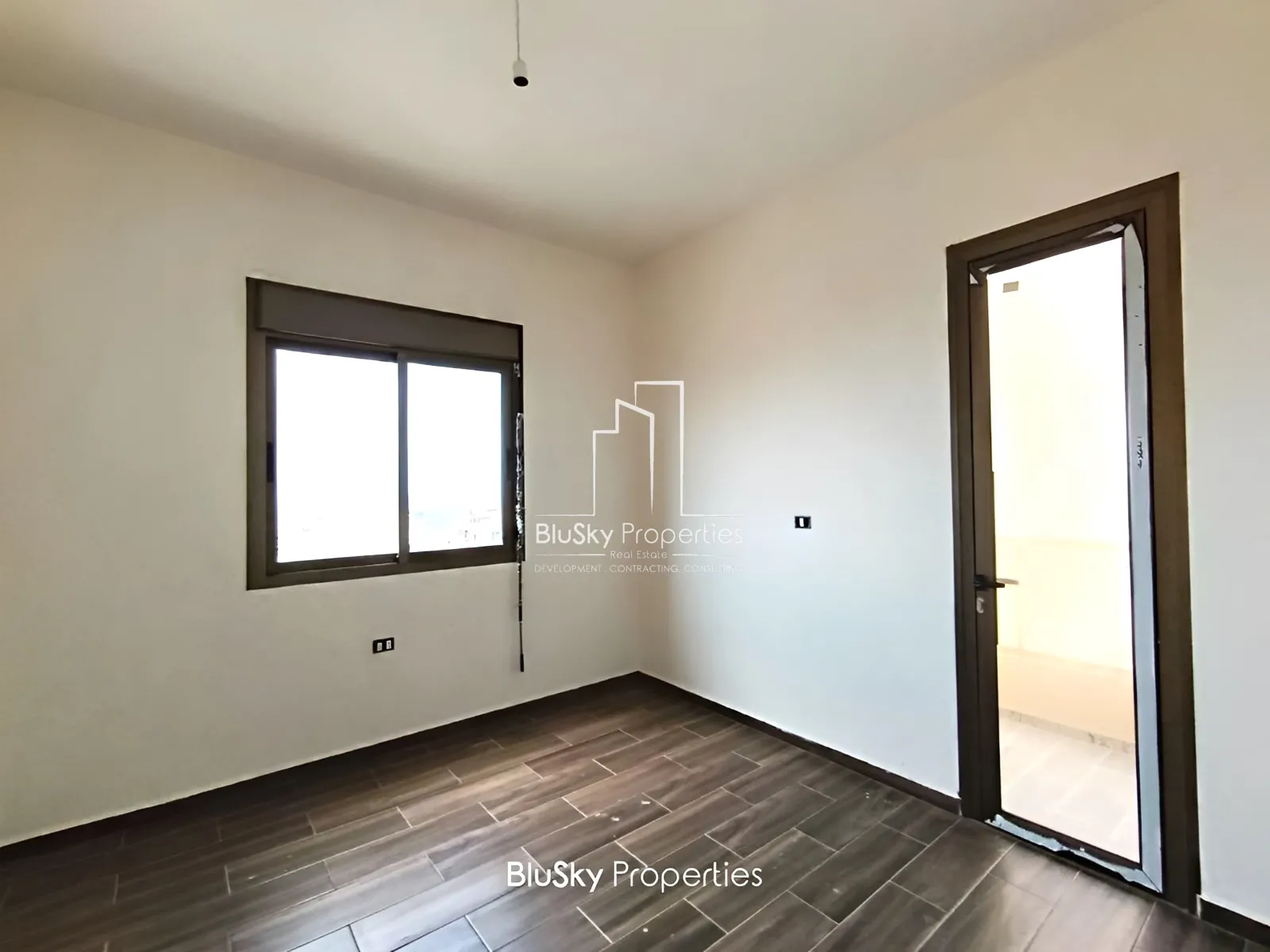 Apartment for Sale in Halat - 3 bed, 2 bath