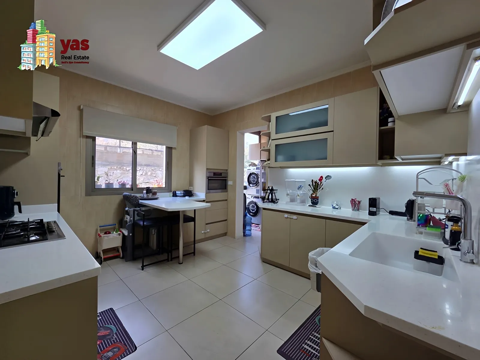 Apartment for Sale in Ballouneh