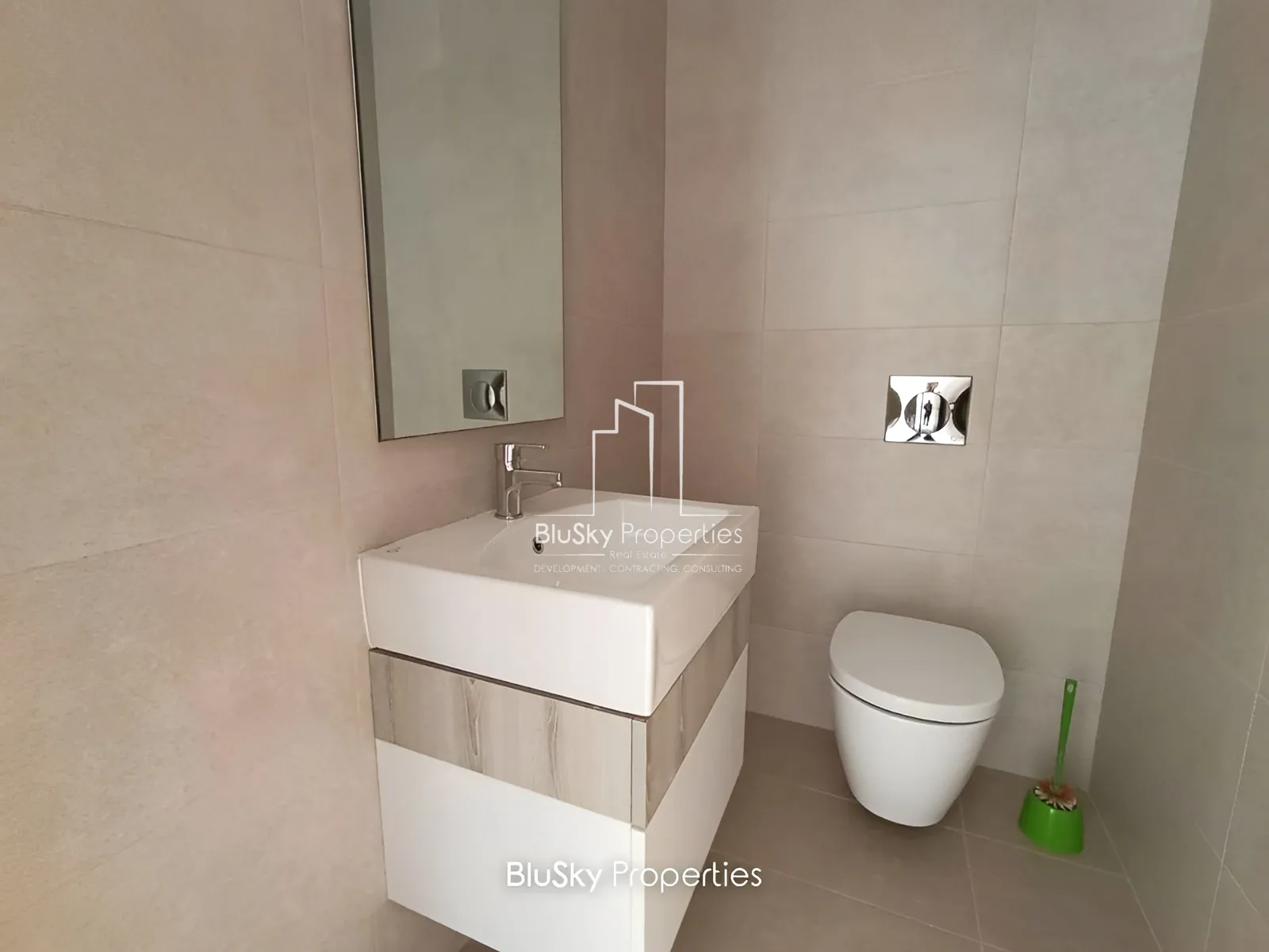 Apartment for Sale in Adma