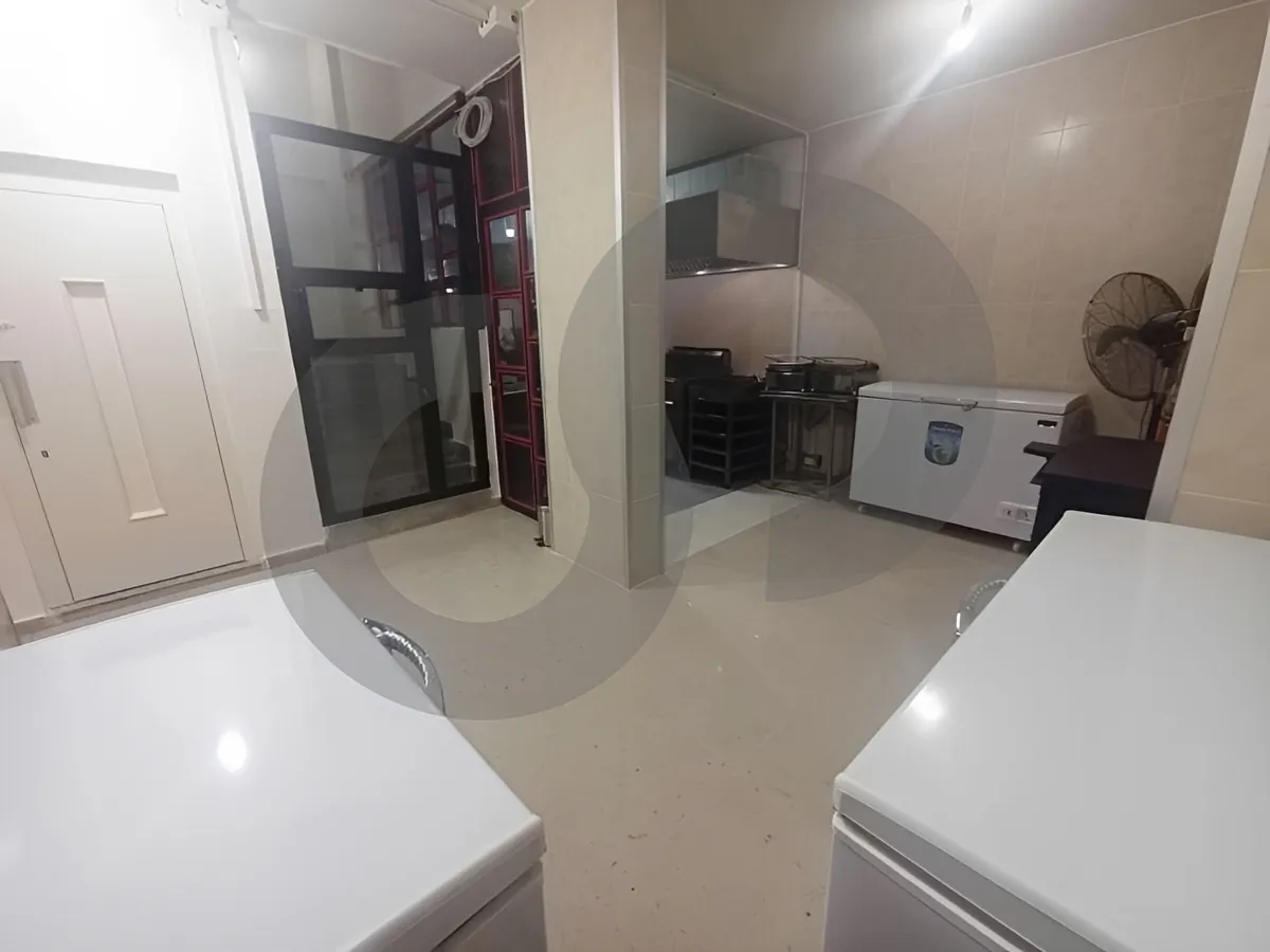 Shop for rent in Forn El Chebbak