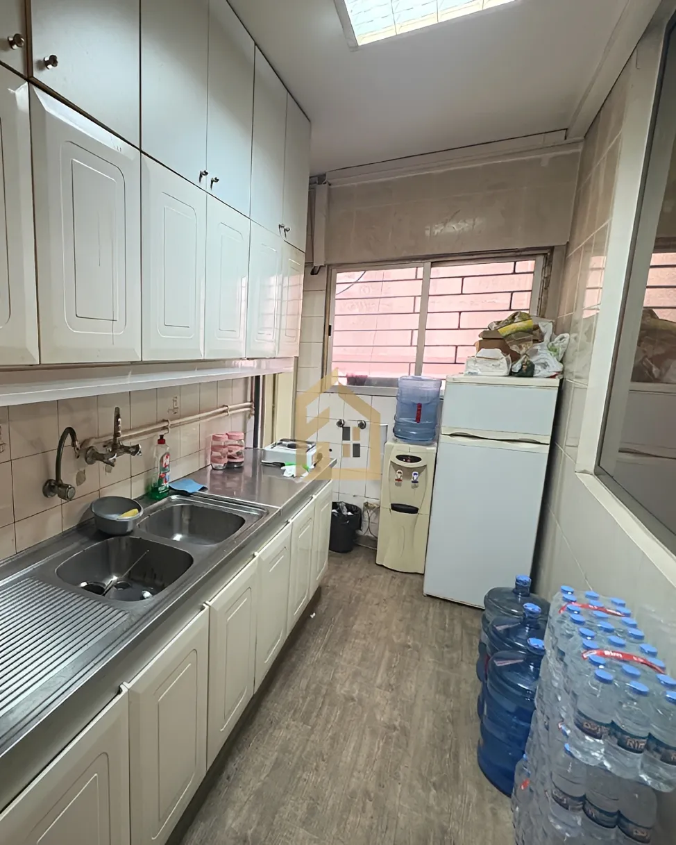Apartment for sale in Zarif, Bayrut, Lebanon