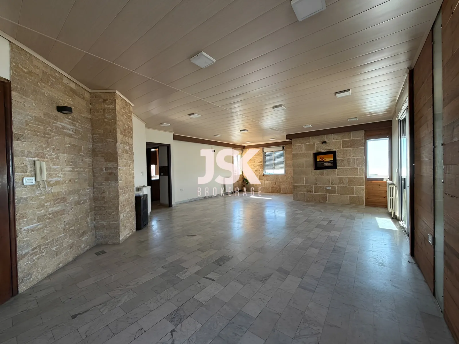 Apartment for Sale in Adonis - 4 bed, 4 bath