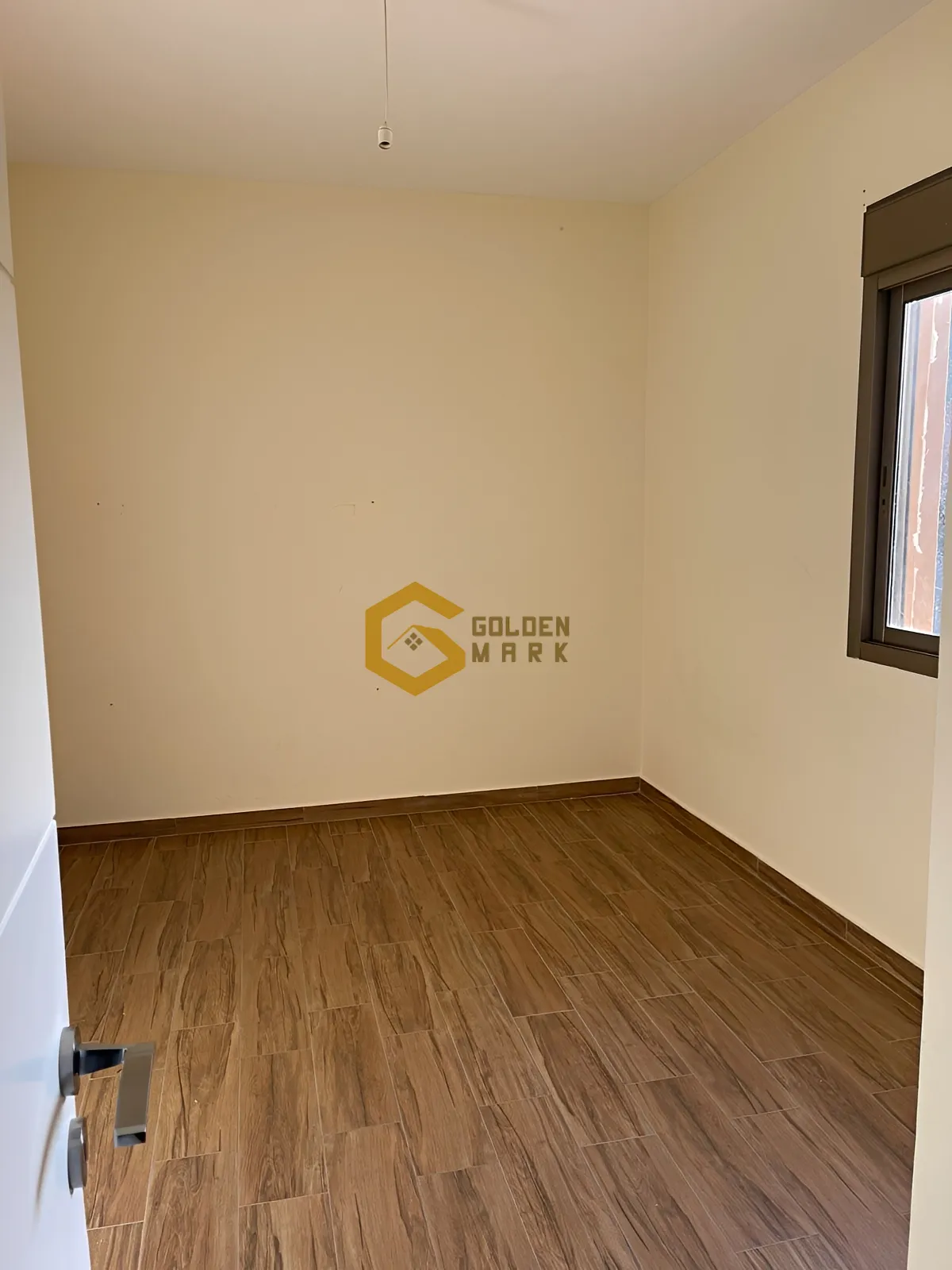 Apartment for Sale in Halat