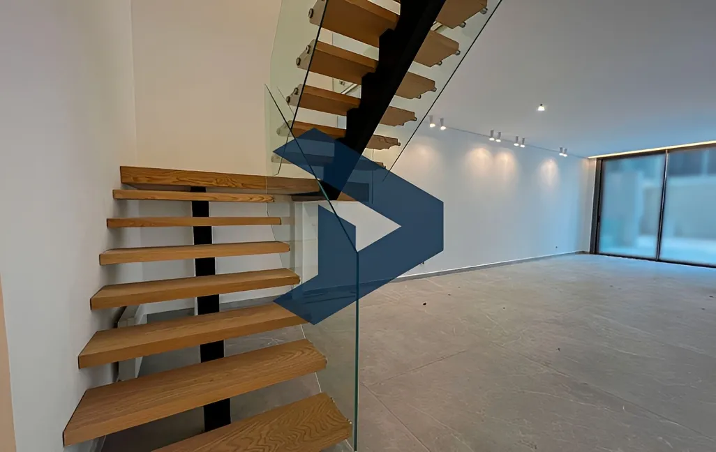 Duplex for sale in Achrafieh, Beirut, Lebanon - 3 bed, 5 bath