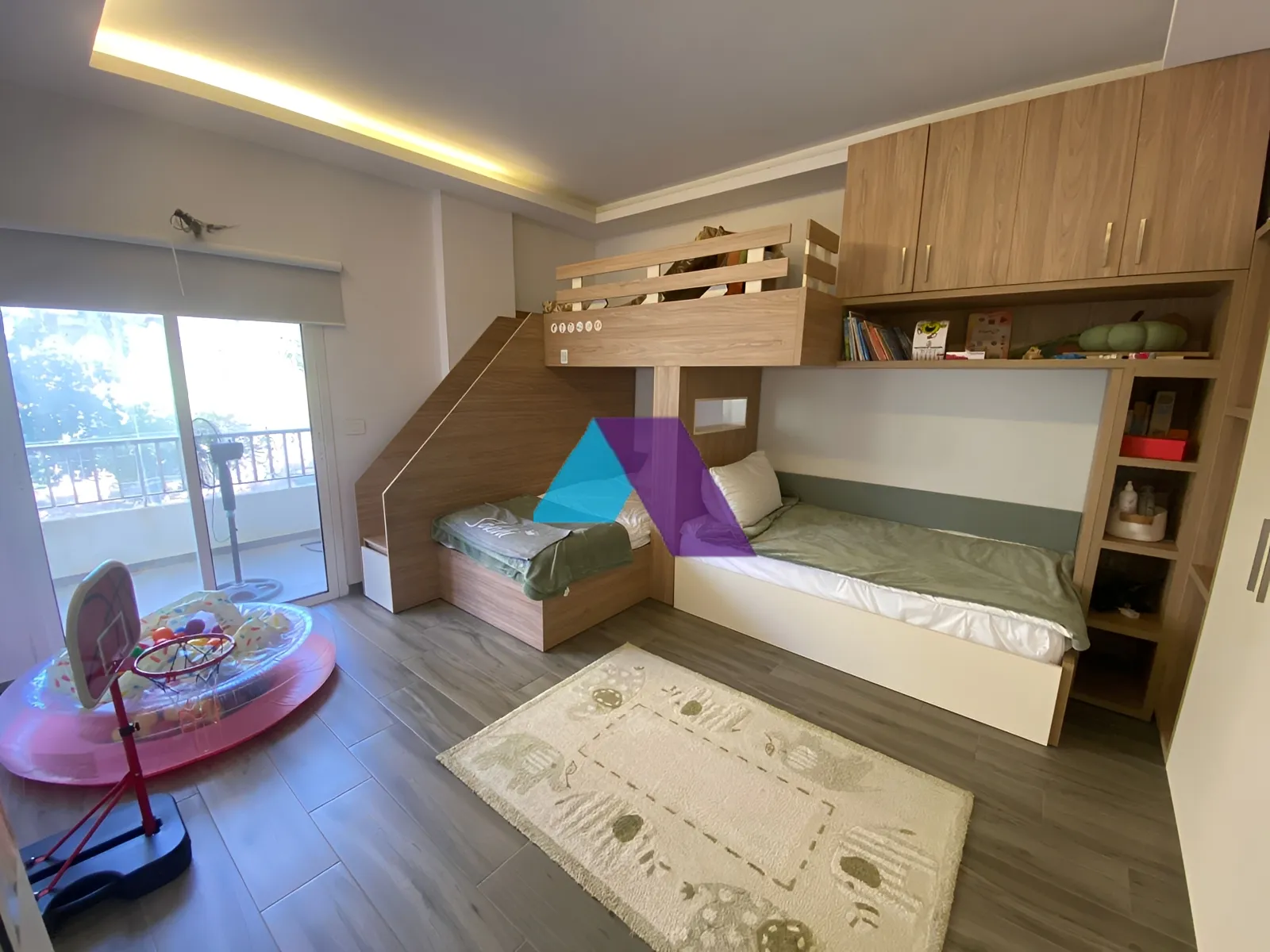 Apartment for Sale in Ballouneh
