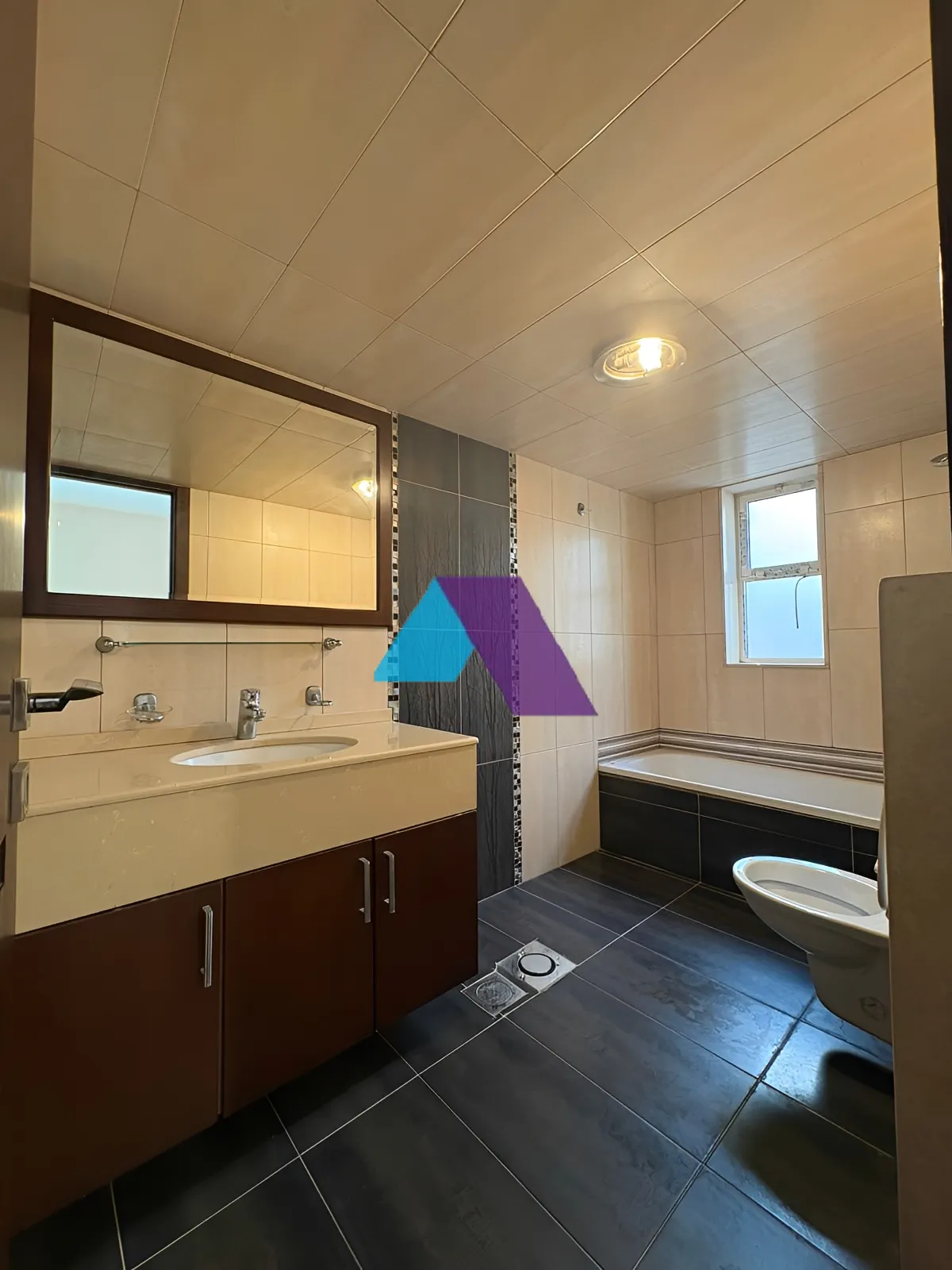 Apartment for sale in Kraytem, Beirut, Lebanon