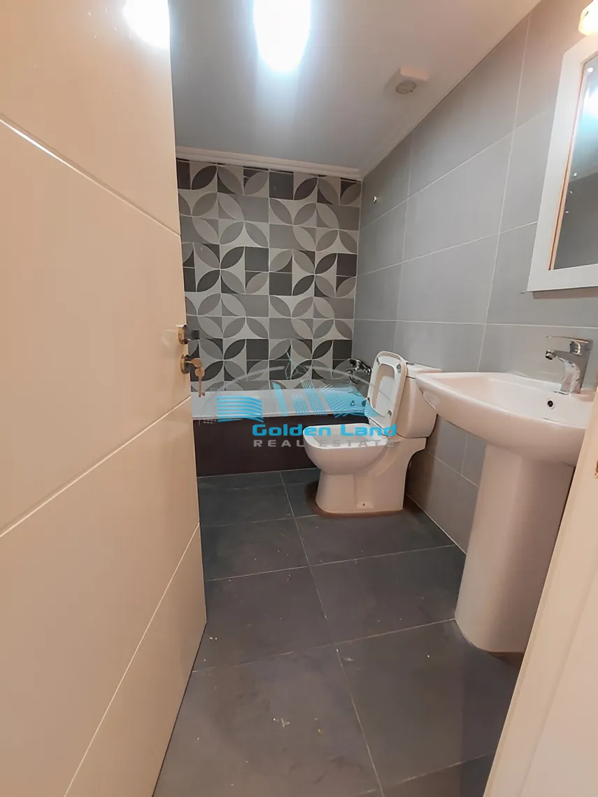 Apartment for Sale in Mazraat Yachoua, Lebanon