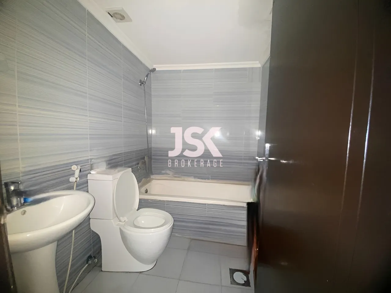 Apartment for Sale in Khalde