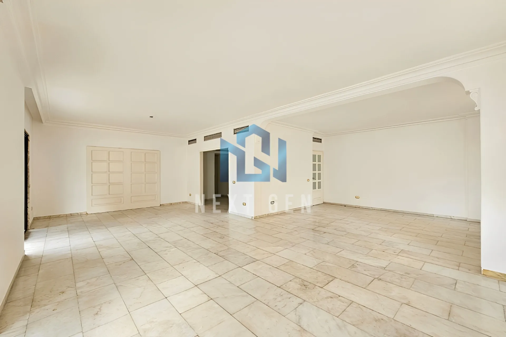 Apartment for sale in Tallet Khayat, Beirut, Lebanon - 4 bed, 4 bath