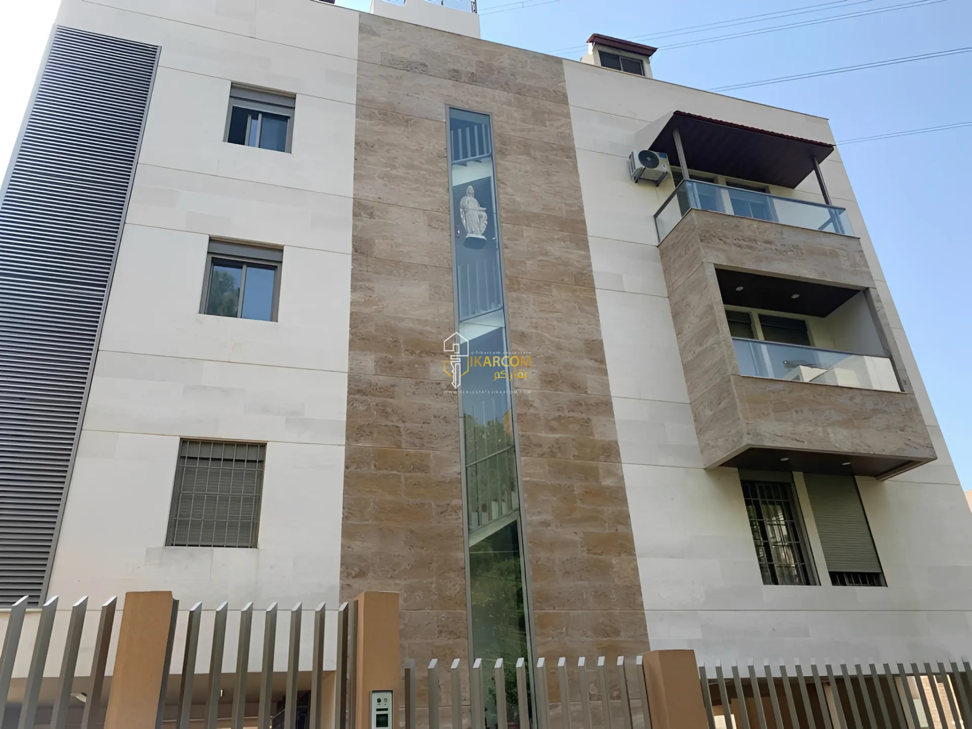 Building for Sale in Mtayleb