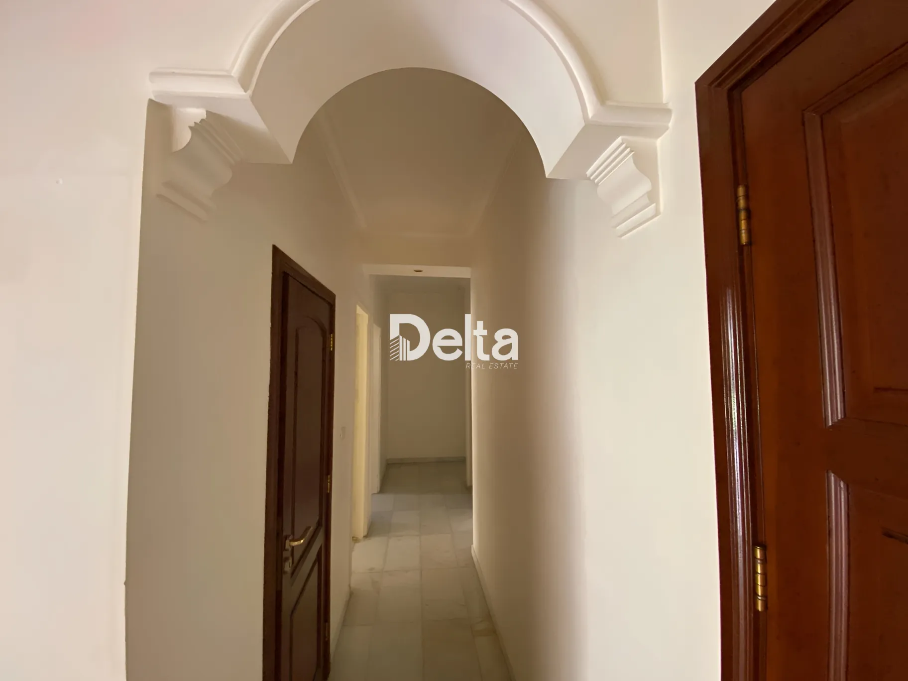 Apartment for rent in Tallet El Khayyat, Bayrut, Lebanon - 3 bed, 4 bath