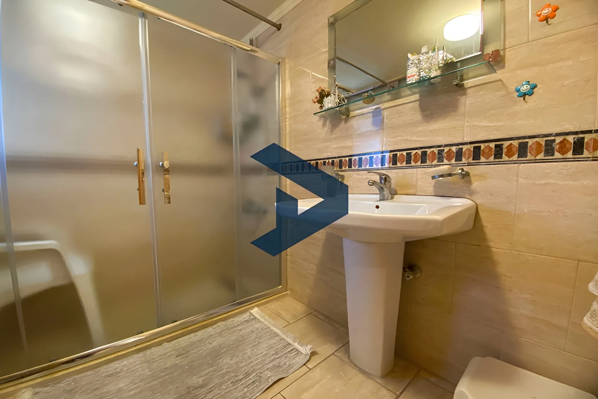 Apartment for sale in Hamra, Beirut, Lebanon