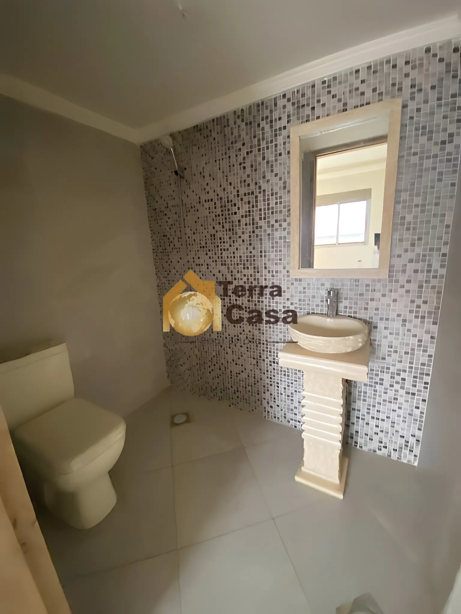 Duplex for Sale in Haouch El Oumaraa