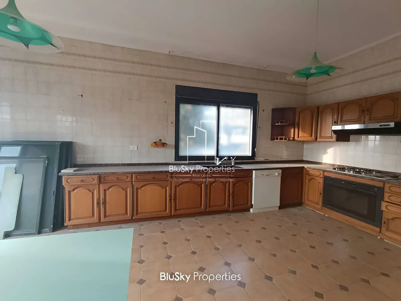 Apartment for Sale in Adma