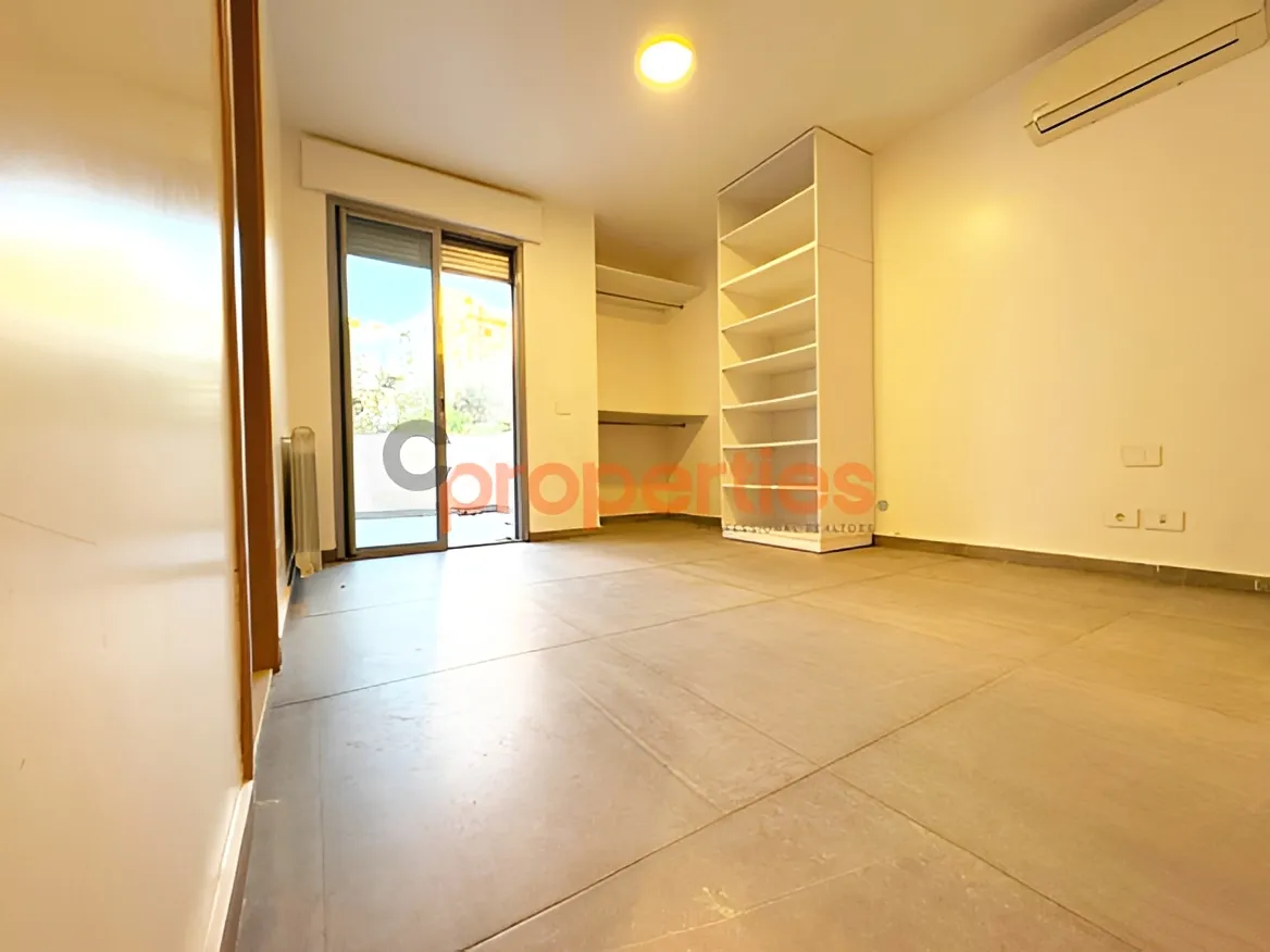 Apartment for Rent in Louaizeh