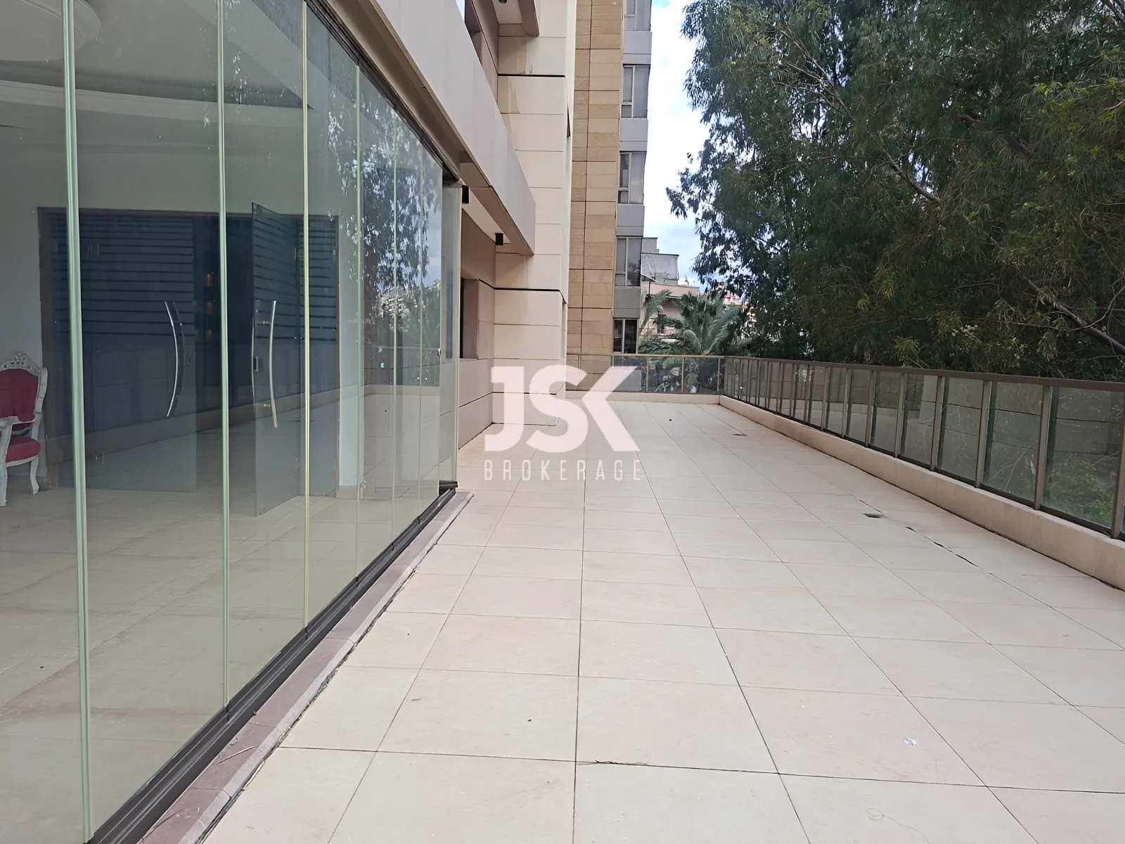 Apartment for Sale in Msaytbeh