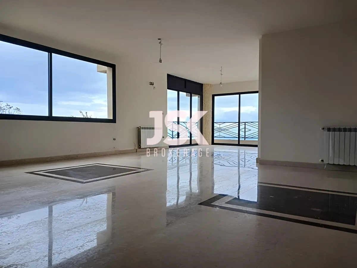 Apartment for Sale in Mazraat Yachoua, Lebanon