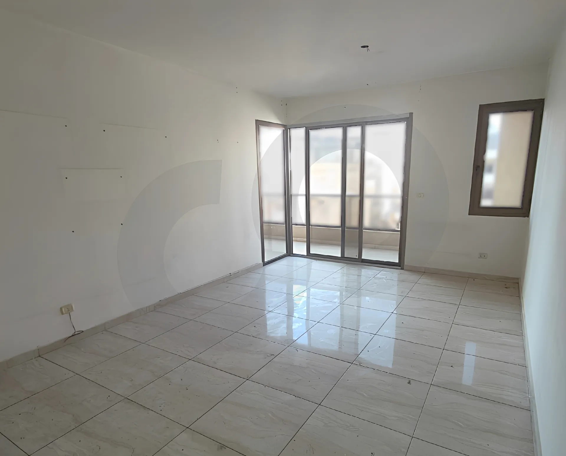 Apartment for Sale in Tariq El Jdideh - 2 bed, 2 bath
