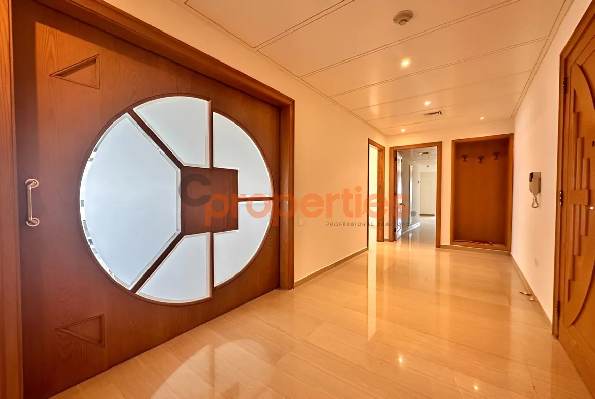 Apartment for Rent in Manara - 4 bed, 5 bath