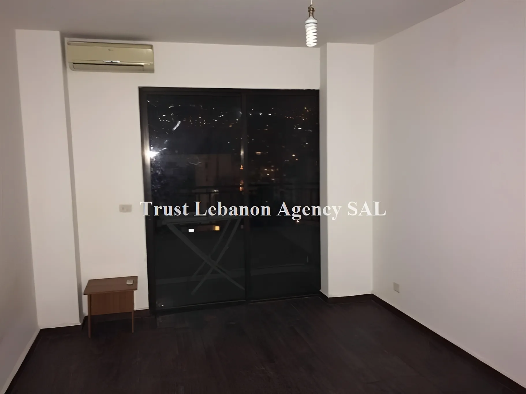 Office for sale in Metn, Sid El Bauchrieh