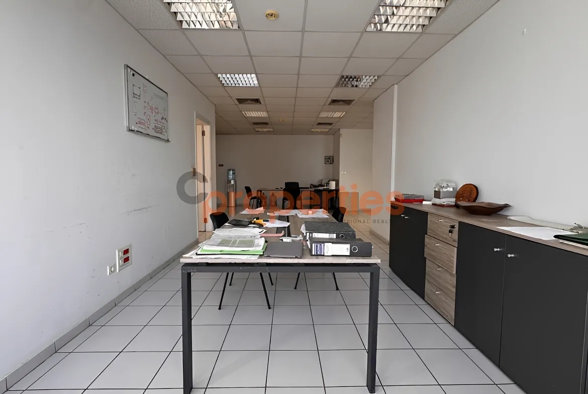 Office for Rent in Aaoukar