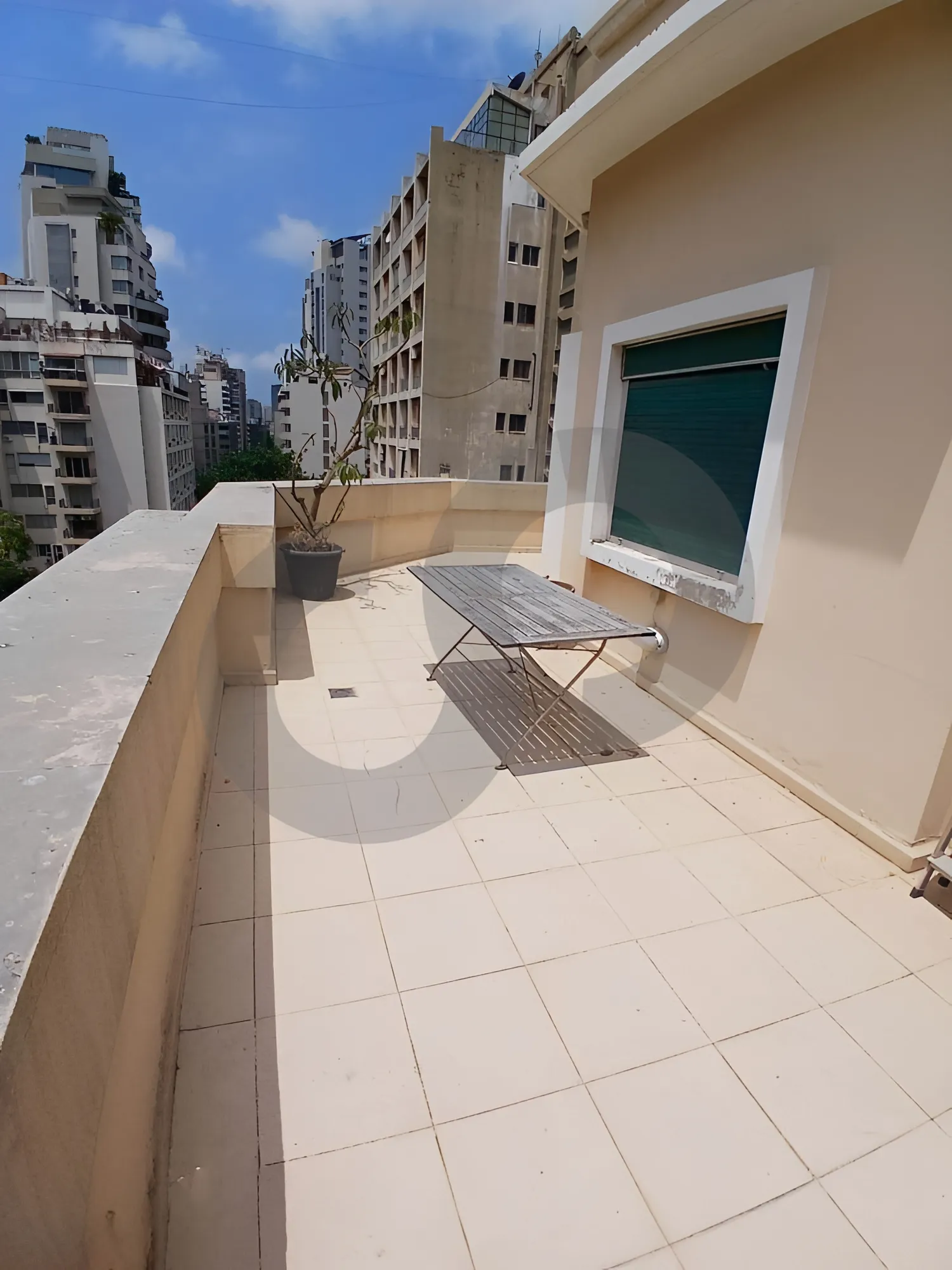 Apartment for Rent in Clemenceau