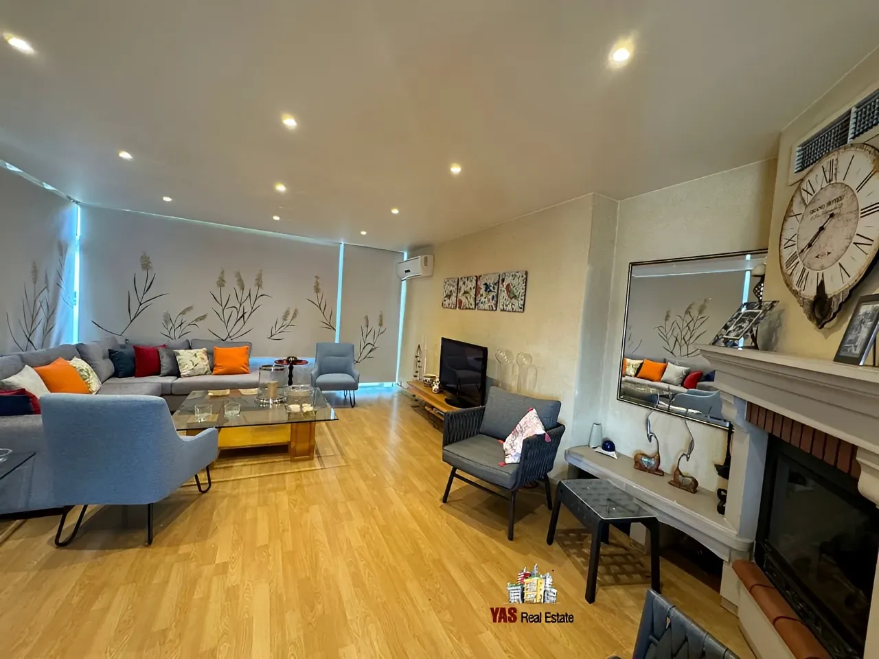 Apartment for Sale in Ballouneh - 3 bed, 4 bath