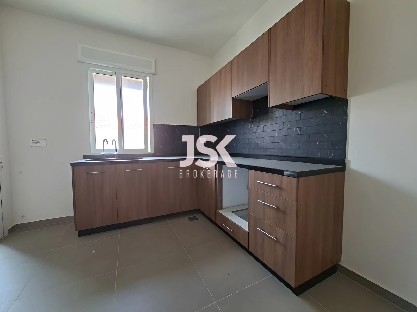Duplex for Sale in Blat