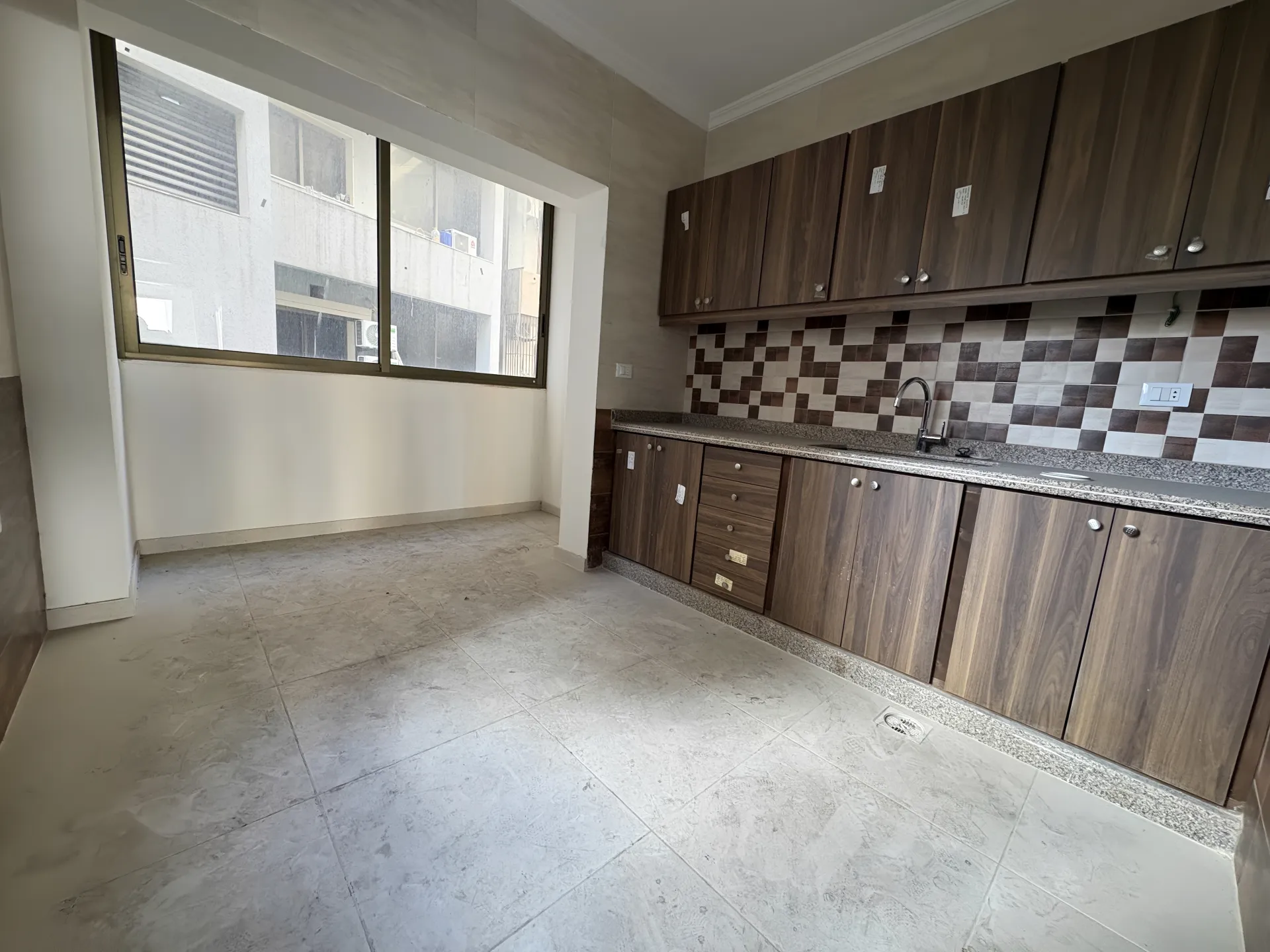 Apartment for sale in Ras al naba'a, beirut, lebanon - 2 bed, 2.0 bath