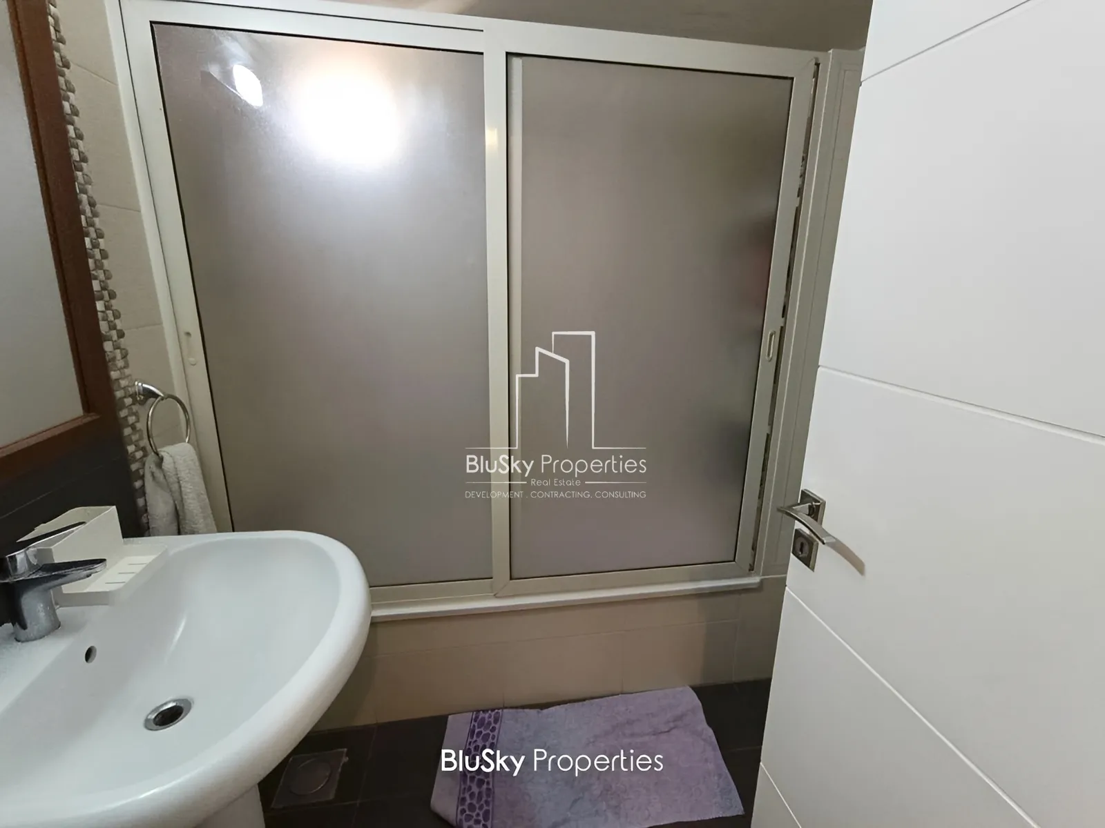 Apartment for Sale in Safra