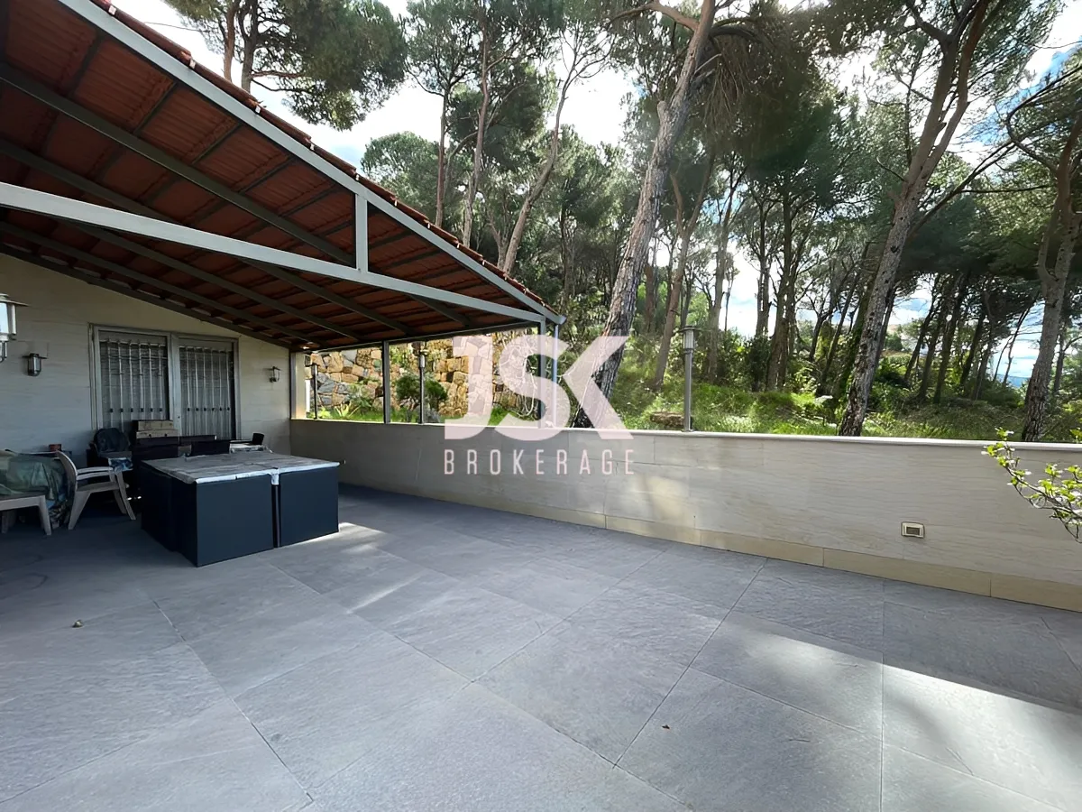 Apartment for Sale in Montiverdi, Lebanon - 3 bed, 4 bath