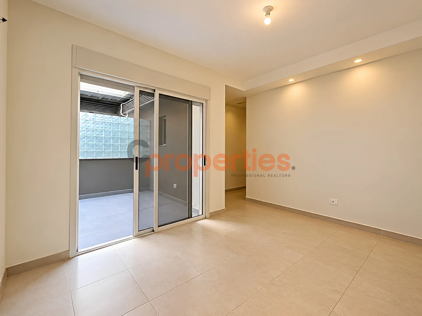 Apartment for Sale in Ain Aar