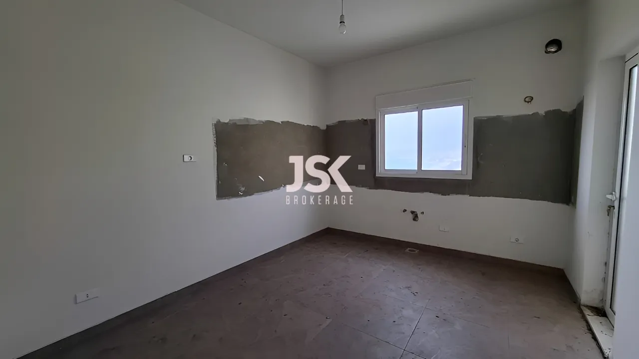 Apartment for Sale in Halat