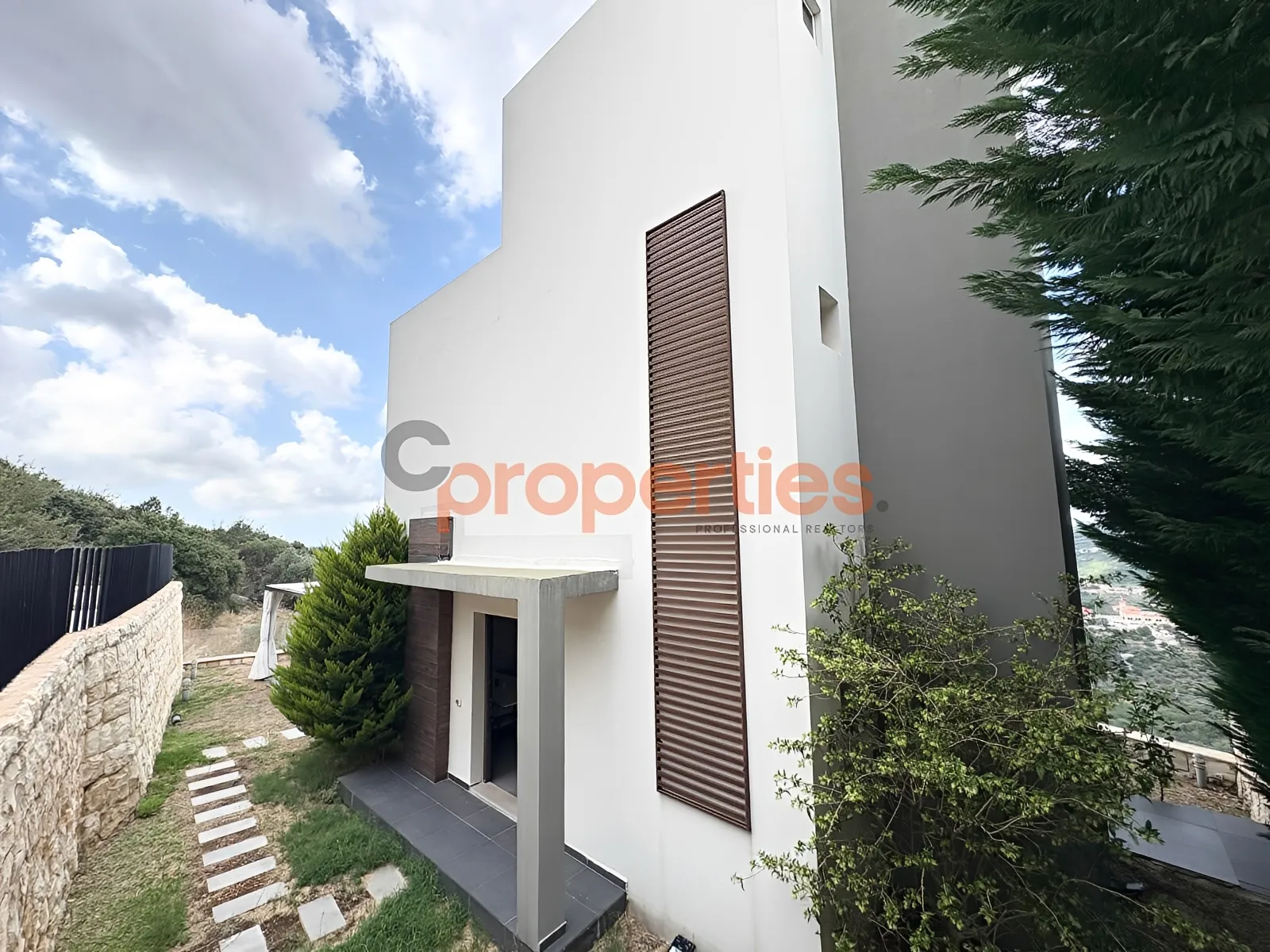 Villa for Sale in Chabtine