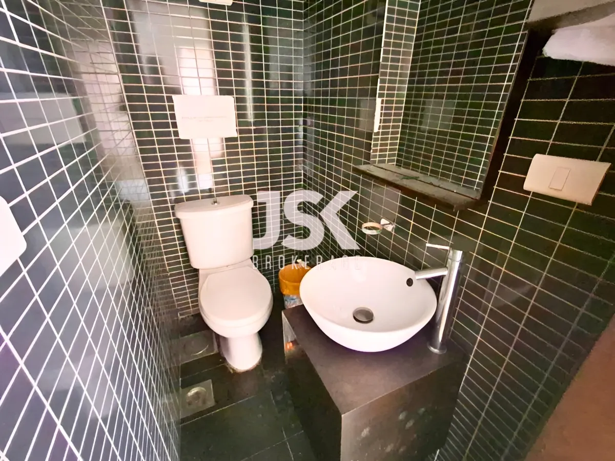Office for Rent in Caree d'or, Achrafieh, Beirut, Lebanon
