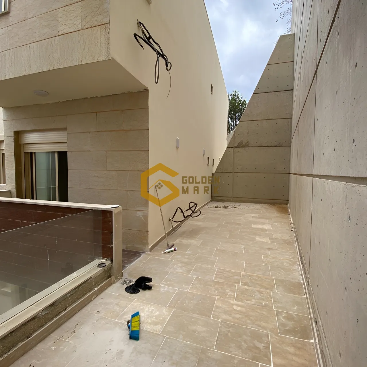 Apartment for Sale in Blat