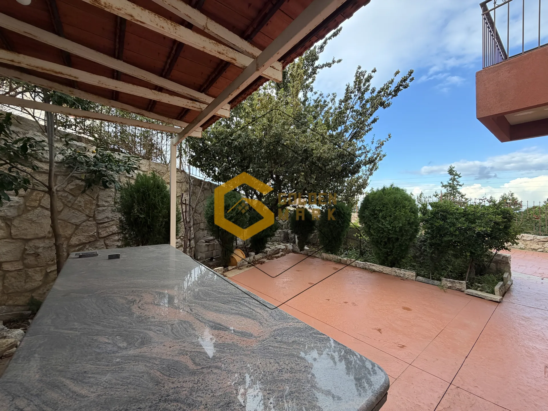 Villa for Sale in Edde