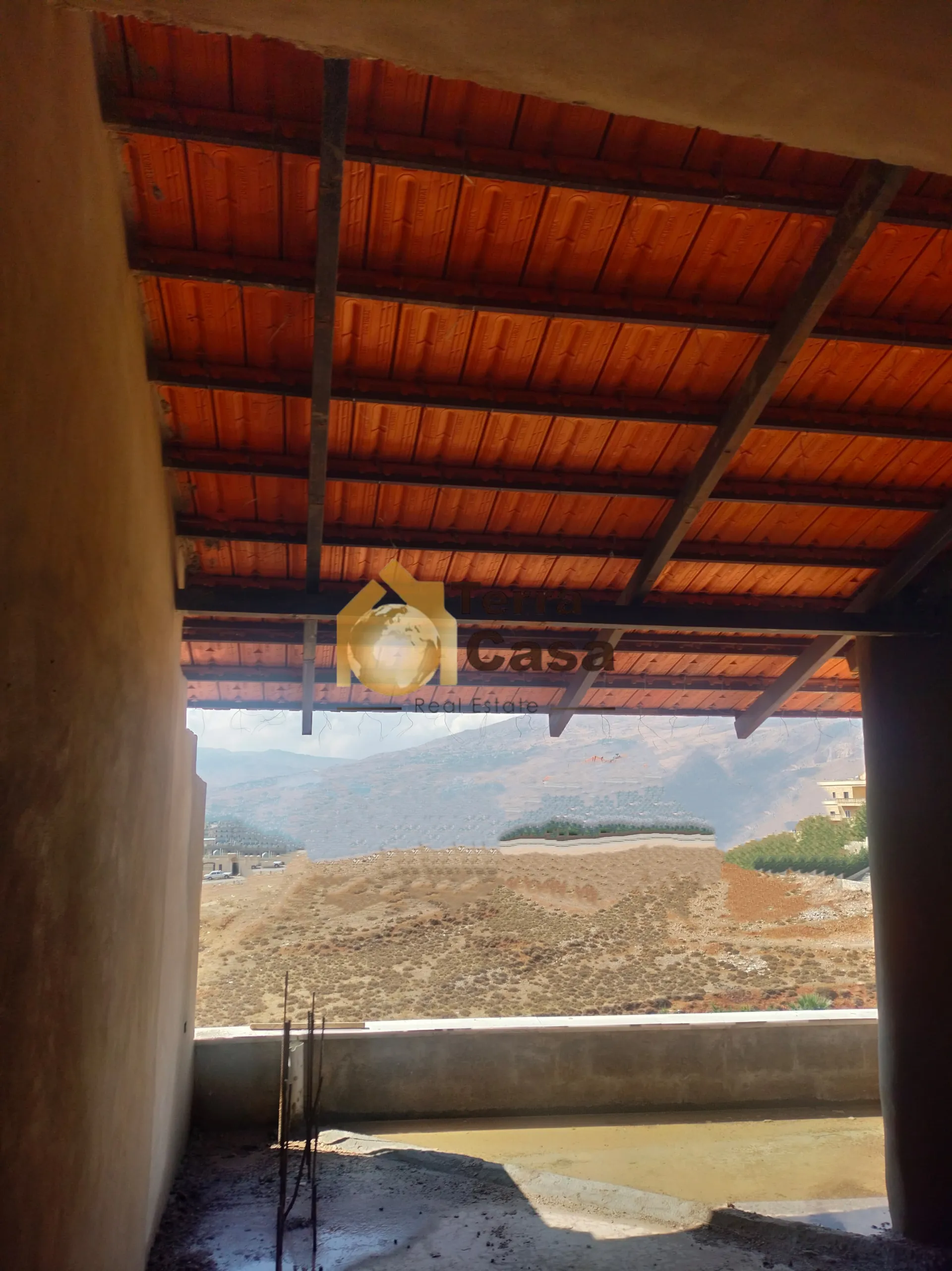 Apartment for Sale in Ksara Unfinished Roof - 3 bed, 3 bath