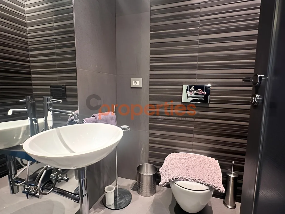 Apartment for Rent in Downtown - 2 bed, 3 bath