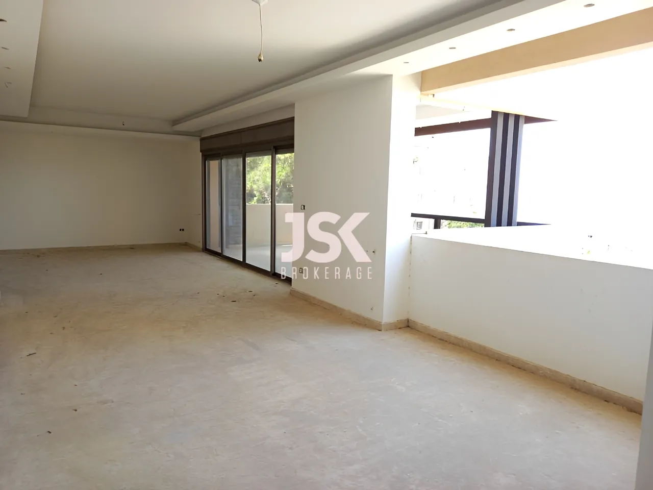 Apartment for Sale in Haret Sakher