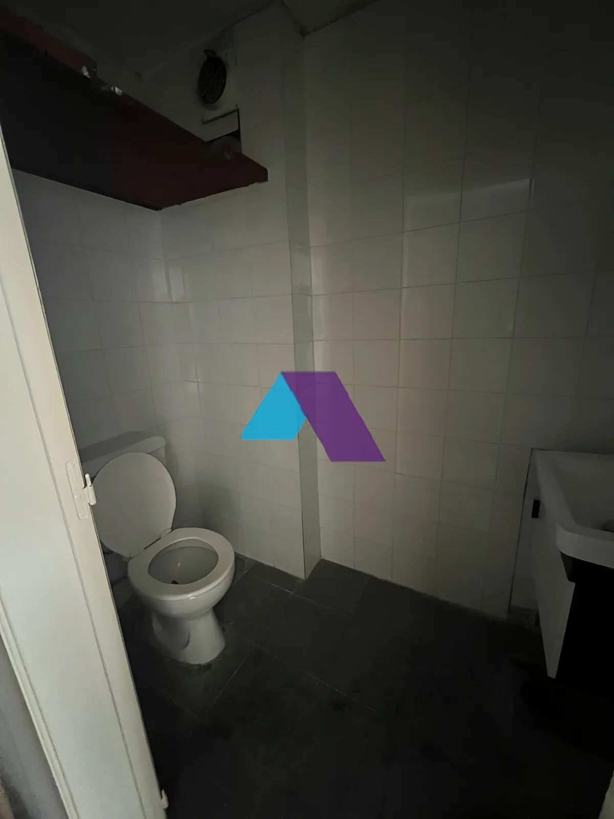 Office for Sale in Kaslik