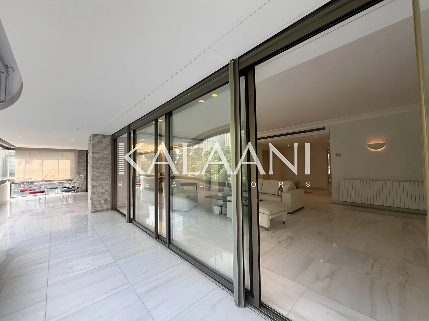 Apartment for rent in Achrafieh, Beirut, Lebanon - 4 bed, 5 bath