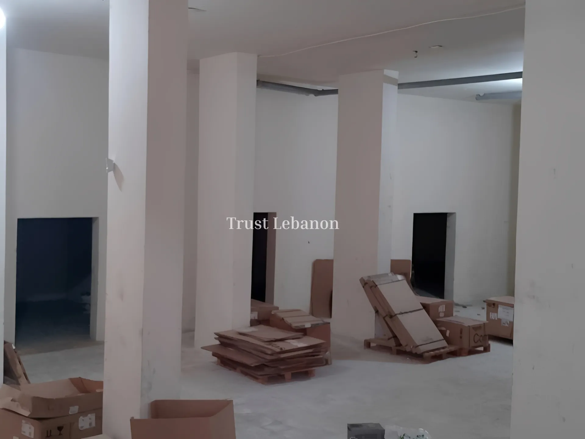 Warehouse for rent in Antelias, Lebanon