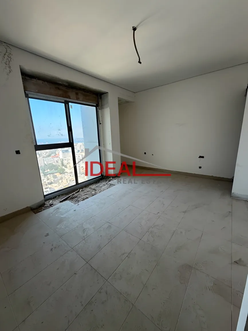 Apartment for sale in Achrafieh, Beirut, Lebanon - 2 bed, 4 bath