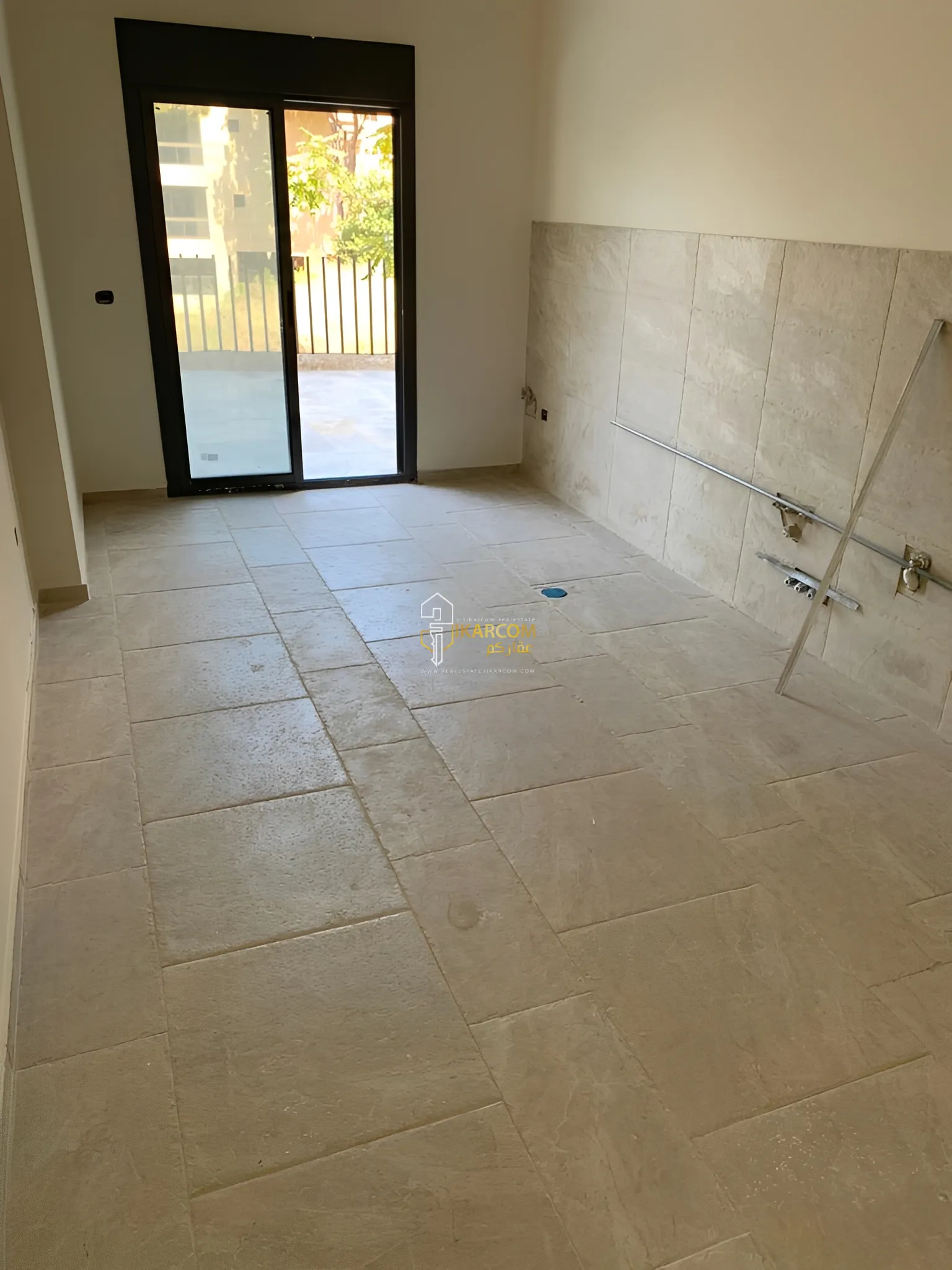 Apartment for Sale in Ain Saadeh - 3 bed, 3 bath