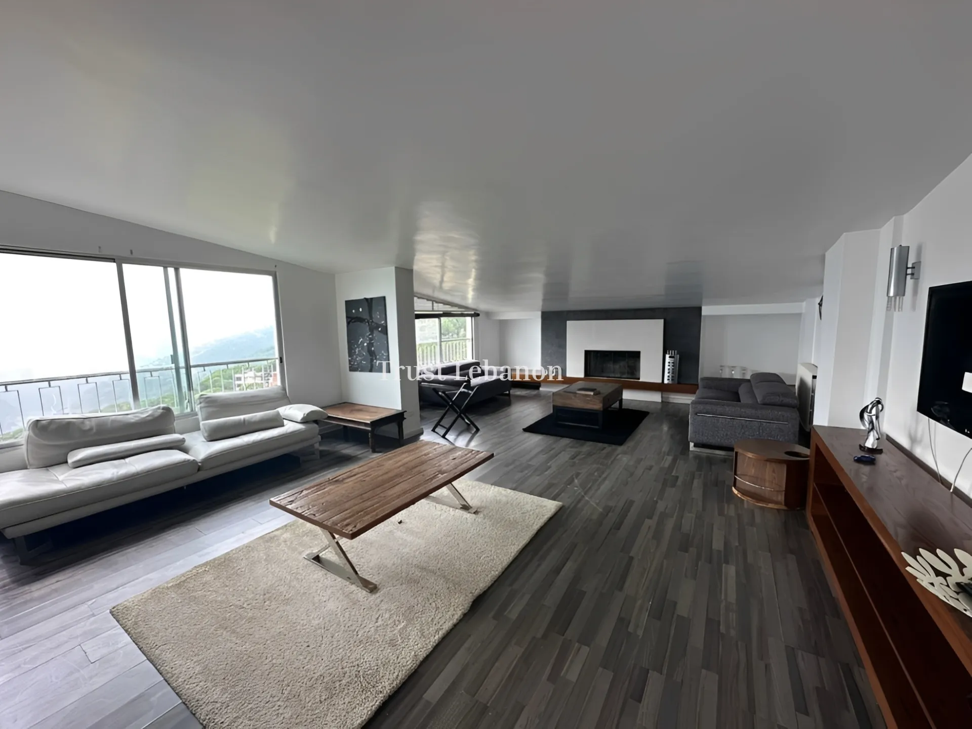 Penthouse for Sale in Broummana, Lebanon - 3 bed, 5 bath