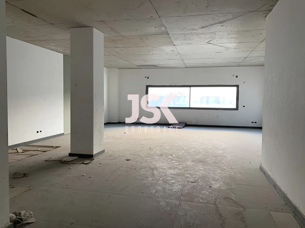 Office for rent in Mkalles