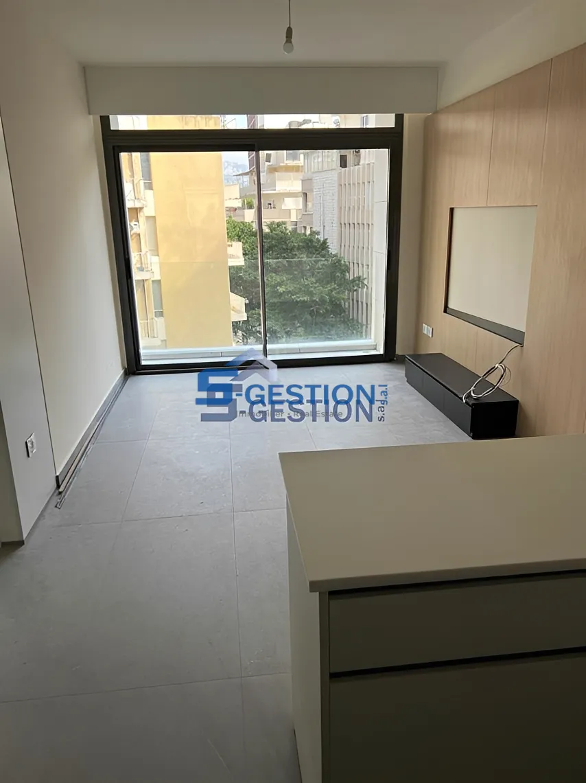 Apartment for Sale in Achrafieh - 3 bed, 3 bath